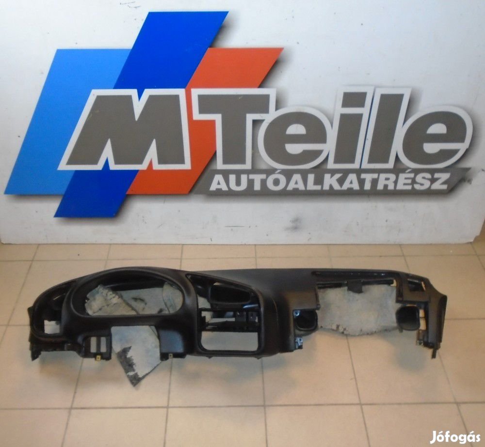 [GYÁRI HASZNÁLT, JÓ ÁLLAPOTÚ] BMW - MŰSZERFAL PÁRNA - 3-AS / E36